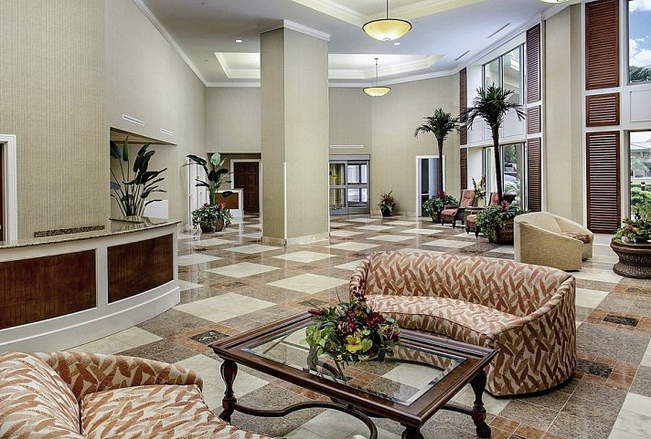 Royale Palms Condominiums