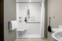 Springhill Suites Myrtle Beach Oceanfront - Beispiel Bad Studio Suite Oceanfront (Zimmercodierung SBM)