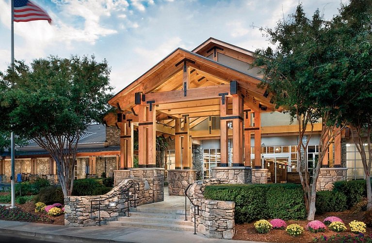 Crowne Plaza Resort Asheville