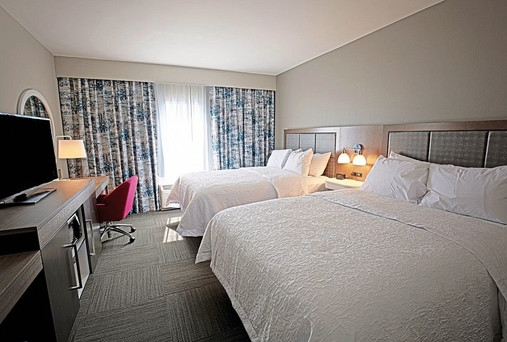 Hampton Inn & Suites Asheville Biltmore Area - Wohnbeispiel Standard (Zimmercodierung UG1)