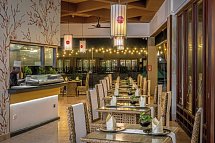 Royal Palms Beach Hotel
