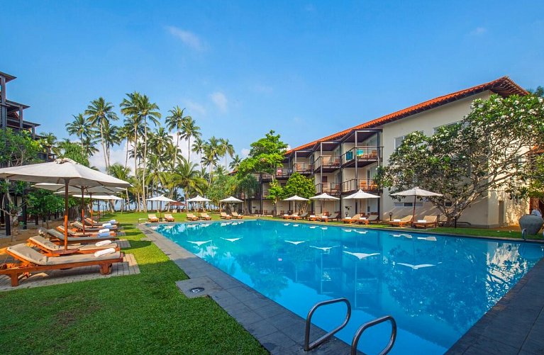 Mermaid Hotel & Club