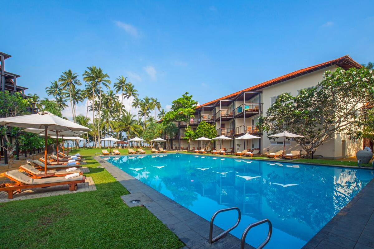 Mermaid Hotel & Club