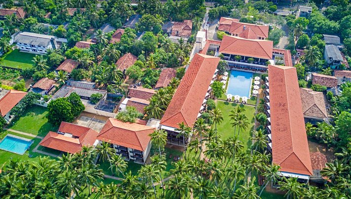 Mermaid Hotel & Club