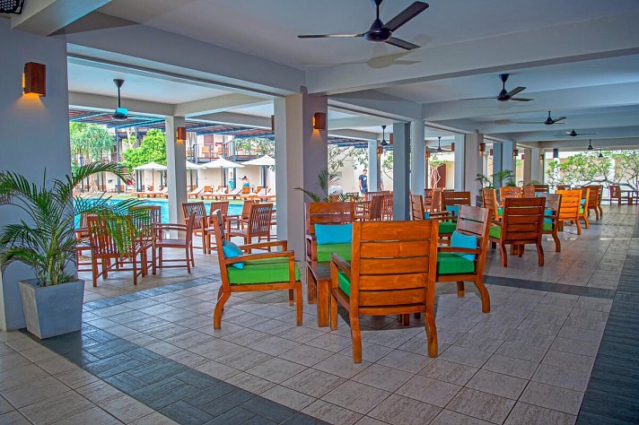 Mermaid Hotel & Club