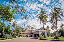 Tangerine Beach Hotel