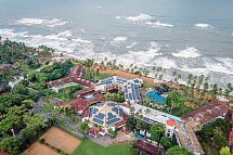 Tangerine Beach Hotel