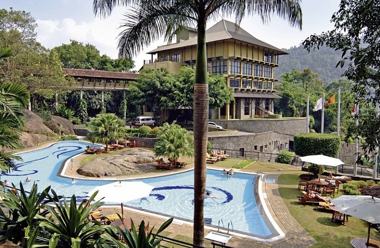 Earl's Regency