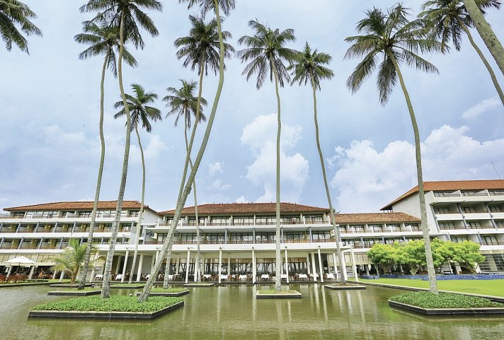 The Blue Water Hotel and Spa