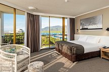 Pacific Hotel Cairns - Wohnbeispiel Superior King Balcony Suite (Zimmercodierung UD1)