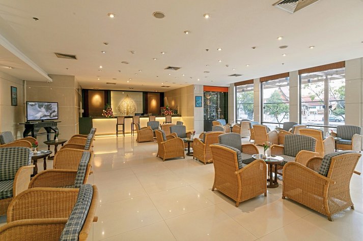 Amora Tapae Hotel Chiang Mai