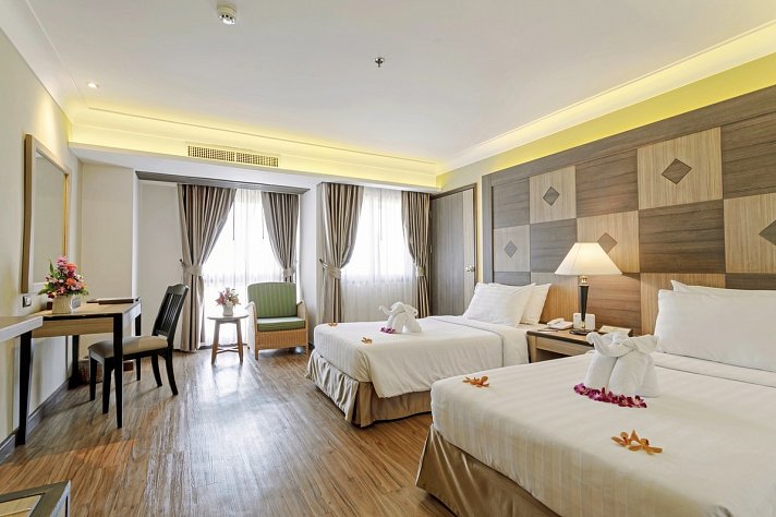 Amora Tapae Hotel Chiang Mai