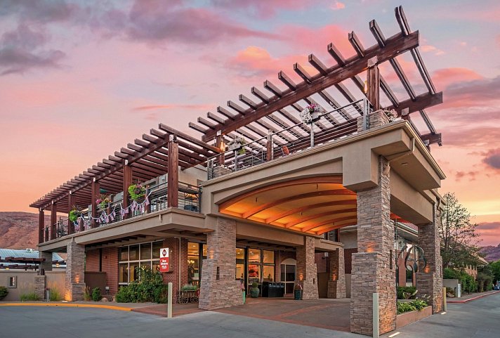Best Western Plus Canyonlands Inn