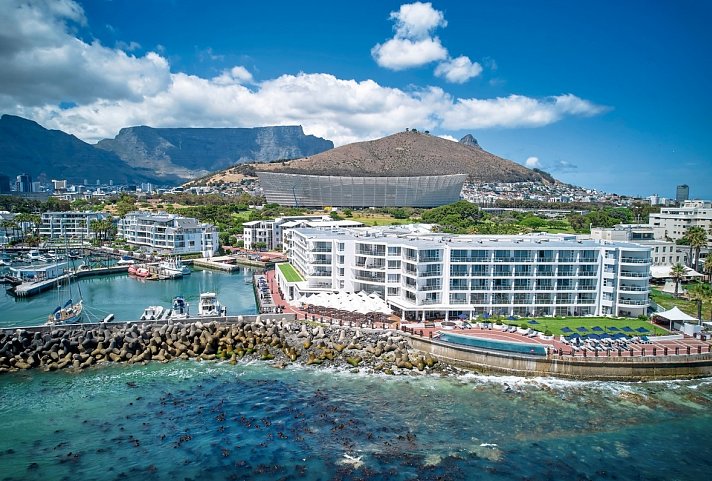 Radisson Collection Hotel Waterfront