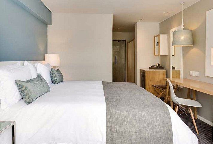 Protea Hotel by Marriott Sea Point