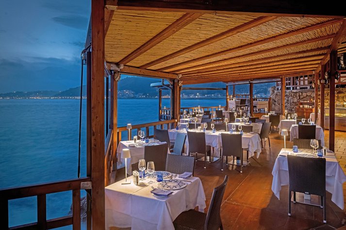 UNAHOTELS Capotaormina