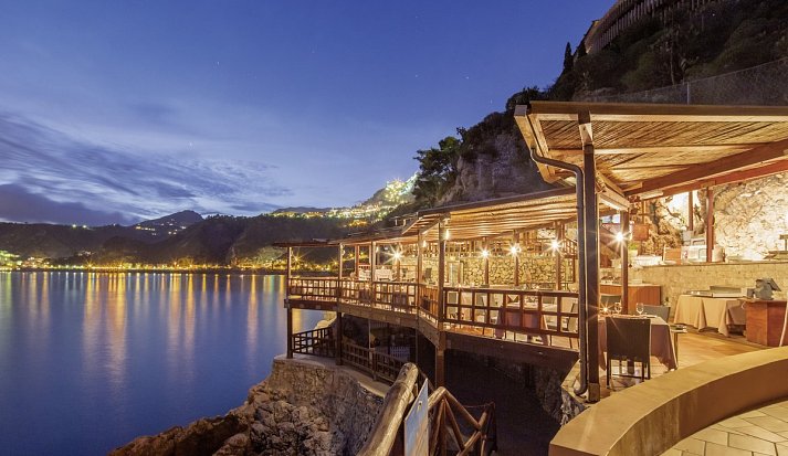 UNAHOTELS Capotaormina