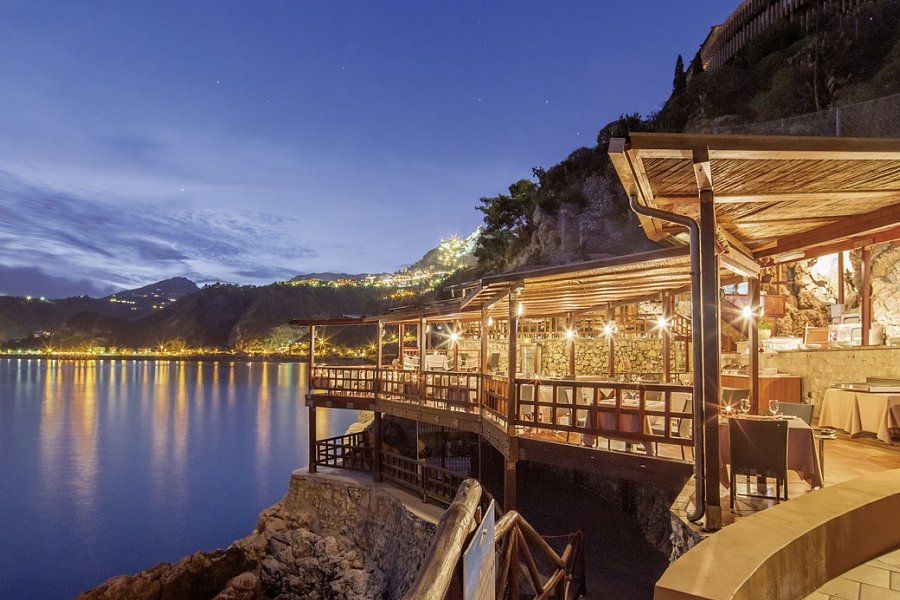 UNAHOTELS Capotaormina