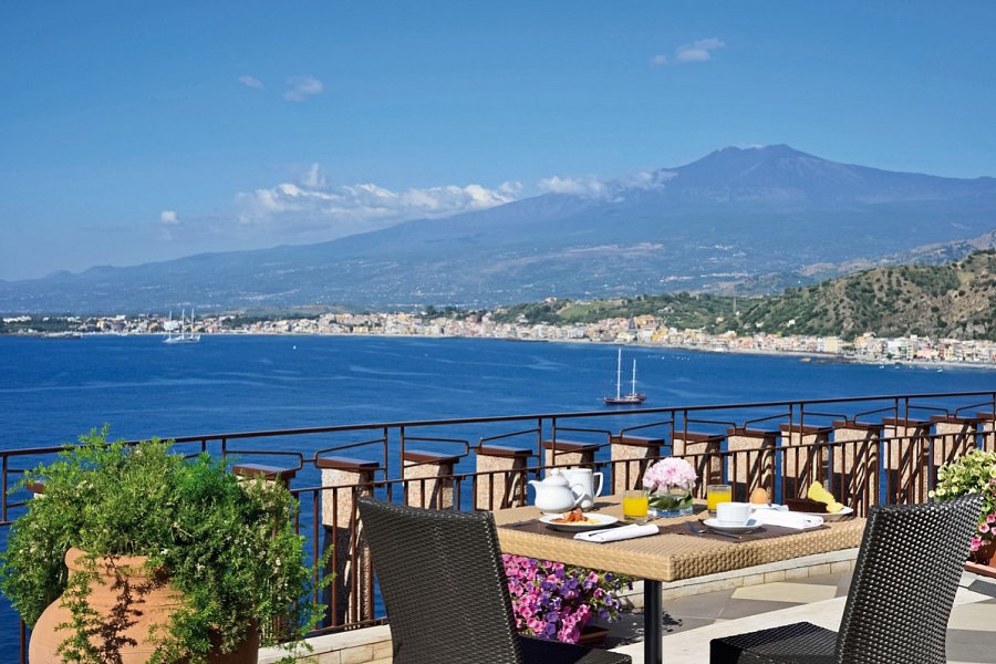 UNAHOTELS Capotaormina