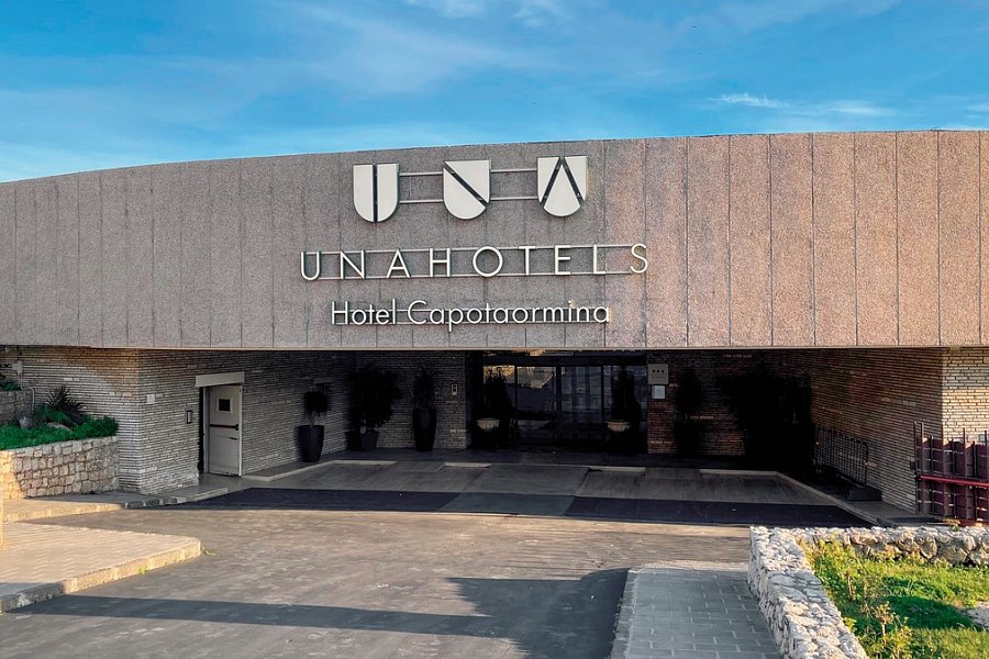 UNAHOTELS Capotaormina