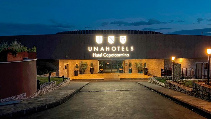 UNAHOTELS Capotaormina