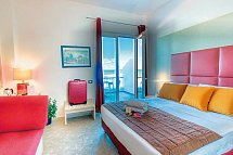 La Battigia - Wohnbeispiel Doppelzimmer Deluxe Meerblick (Zimmercodierung UDM)