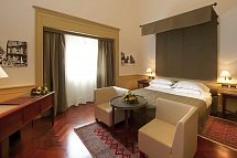 Grand Hotel Piazza Borsa - Wohnbeispiel Doppelzimmer Deluxe (Zimmercodierung DD1)