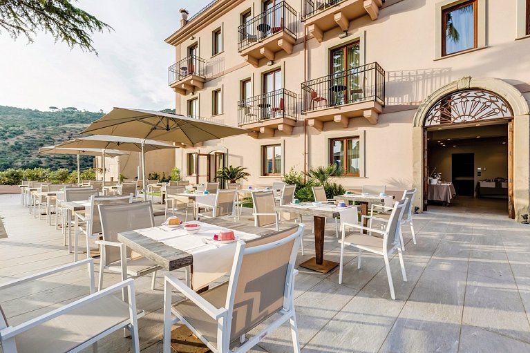 Best Western Plus Hotel Terre di Eolo
