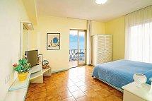 San Pietro - Wohnbeispiel Doppelzimmer Meerblick (Zimmercodierung DBM)