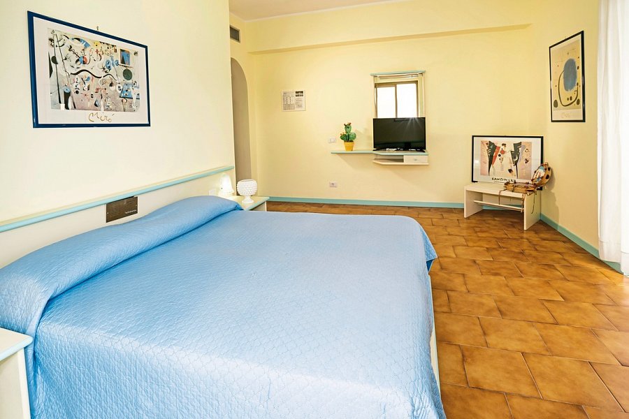San Pietro - Wohnbeispiel Doppelzimmer Meerblick (Zimmercodierung DBM)