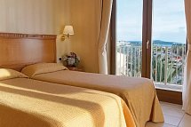 Dioscuri Bay Palace - Wohnbeispiel Doppelzimmer Superior seitl. Meerblick (Zimmercodierung DSN)
