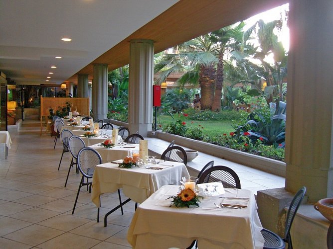 MClub Acacia Resort