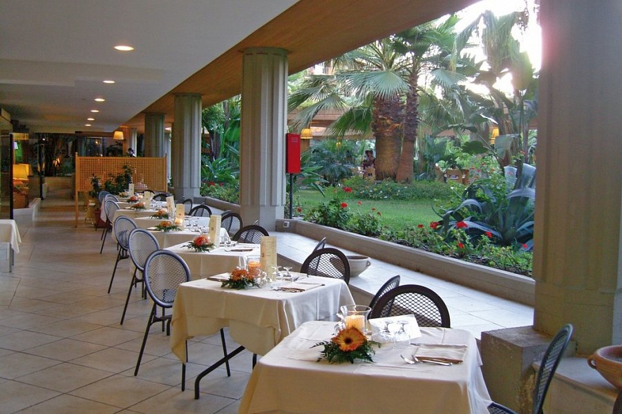 MClub Acacia Resort