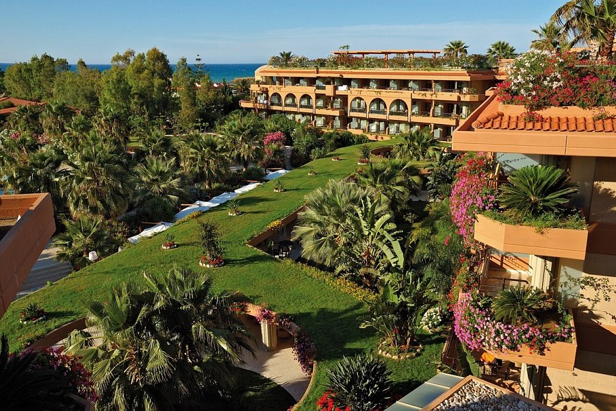 MClub Acacia Resort
