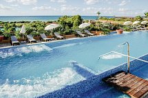 MClub Acacia Resort