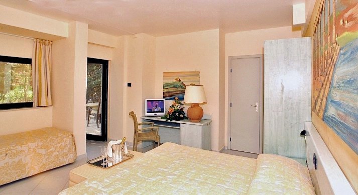 MClub Acacia Resort - Zimmercodierung DE1