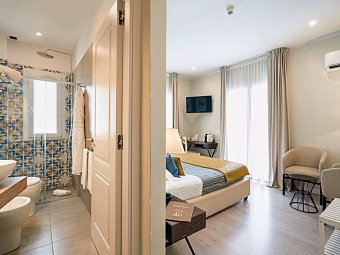 Rivage Taormina - Wohnbeispiel Doppelzimmer Deluxe Meerblick (Zimmercodierung DDM)