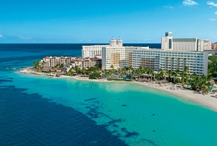 Dreams Sands Cancun Resort & Spa