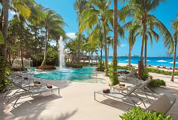 Dreams Sands Cancun Resort & Spa