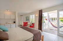 Chogogo Dive & Beach Resort - Wohnbeispiel Studio (Zimmercodierungen SB1 & S3M)