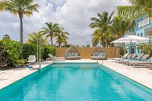 Dolphin Suites