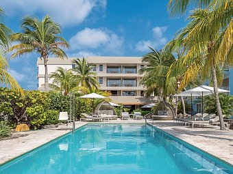 Dolphin Suites