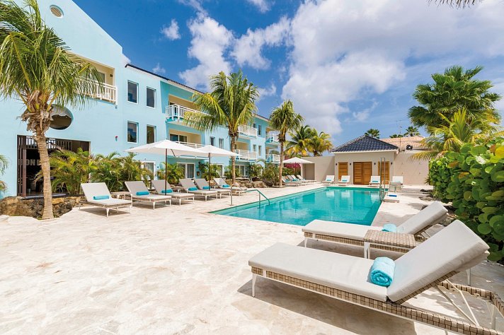 Dolphin Suites