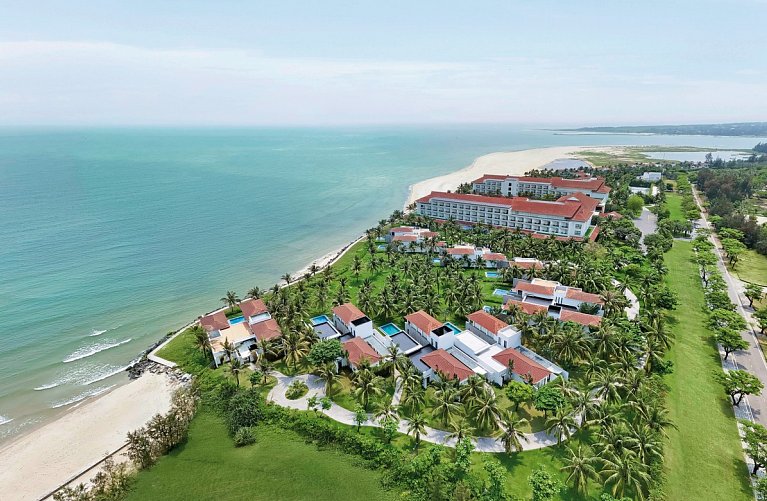 Renaissance Danang Hoi An Resort & Spa