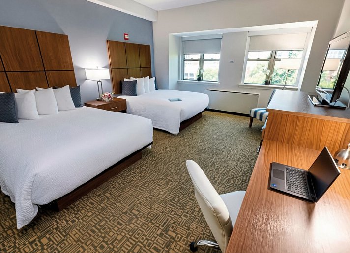 Kellogg Conference Hotel