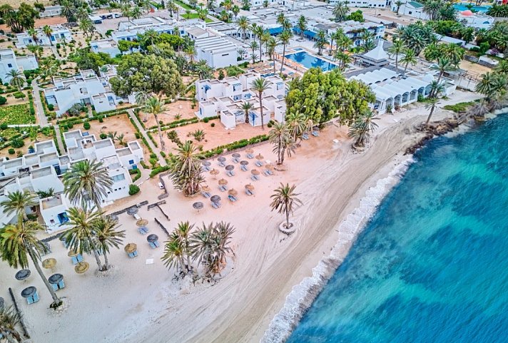 Hari Club Beach Resort