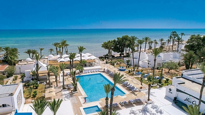 Hari Club Beach Resort