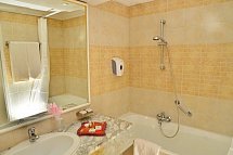 Caribbean World Thalasso - Wohnbeispiel Bad (Zimmercodierungen DB1, DP1, RB1, FB1, DC1, DBM & DCM)