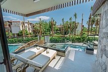 Club Tuana - Wohnbeispiel Doppelzimmer Lagoon Swim Up Poolzugang über Treppen (Zimmercodierung D1Q)
