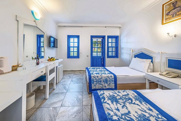 Ölüdeniz Beach Resort by Z Hotels